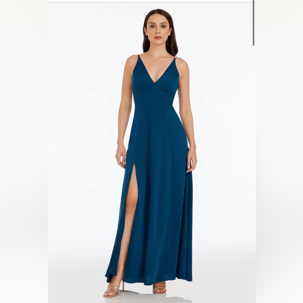 Dress the population dress size medium